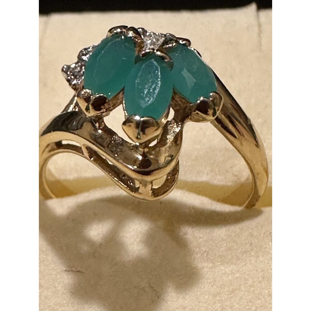 Vintage Gold Tone Teal Emerald Marquise Bypass Ring Size 6